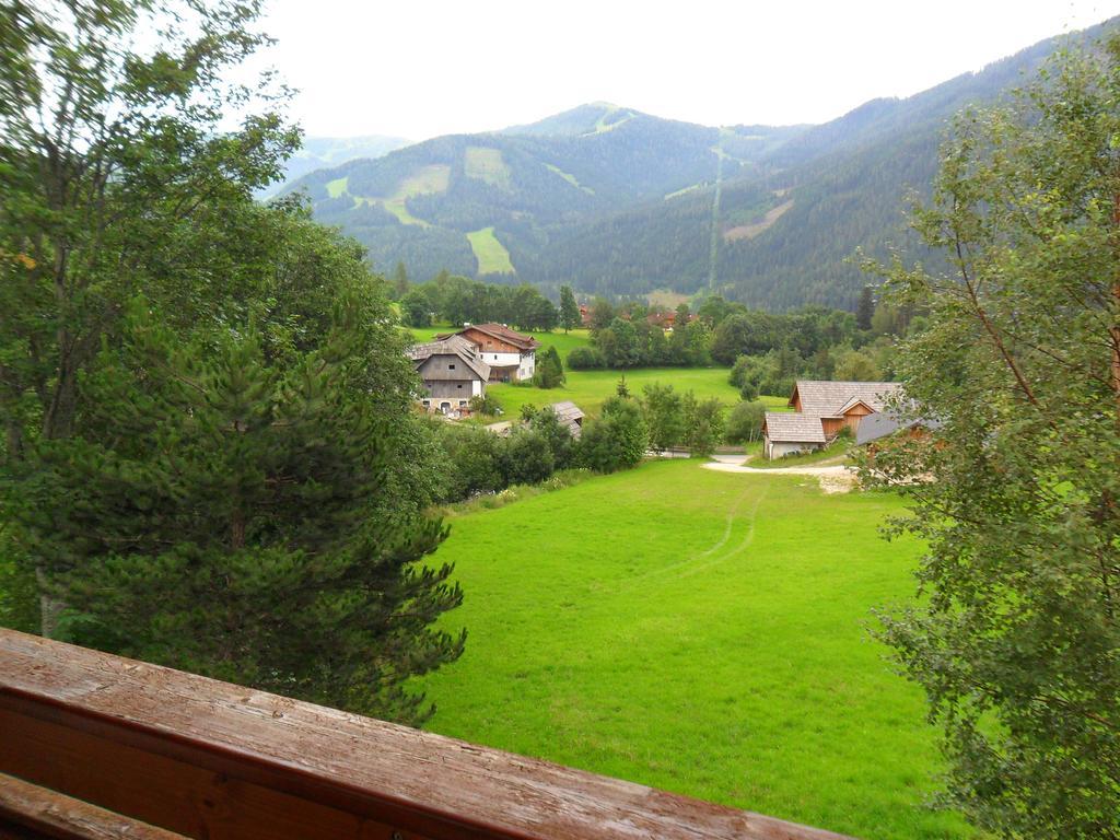 Ferienhaus Sara Bad Kleinkirchheim Exterior photo